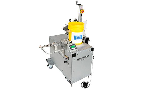 590 Semi-Automatic Bucket Label Applicator